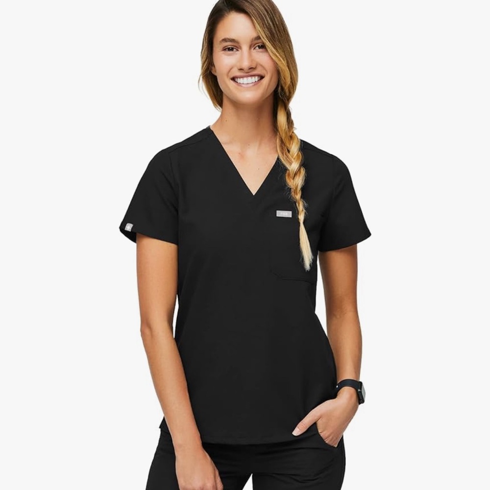 FIGS Slim Catarina one pocket scrub top in black, size XS